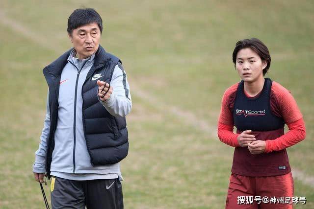 调往分公司！罗马诺：切尔西门将约恩森将转会斯特拉斯堡